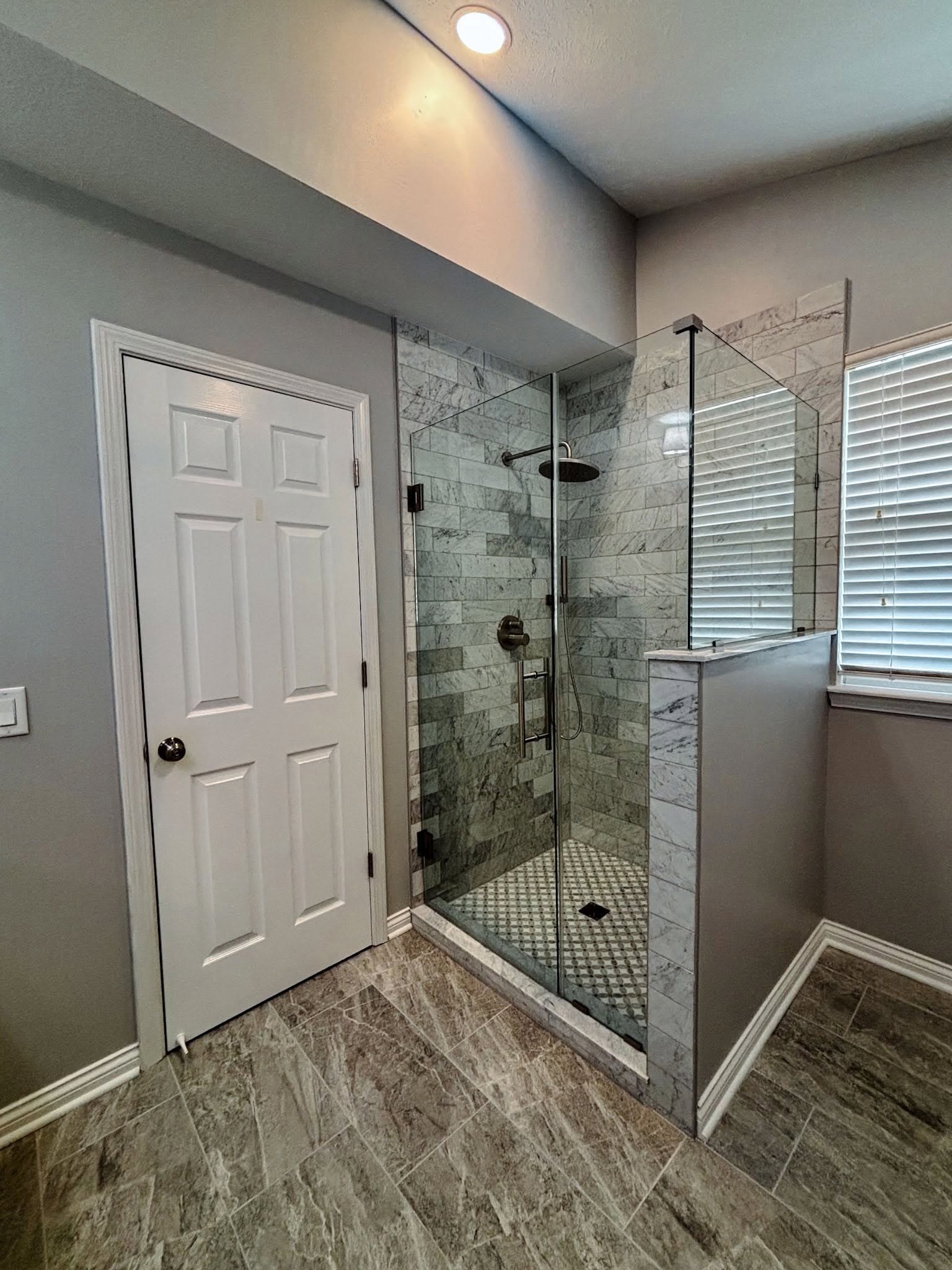 Marble master bathroom with double vanity in Fishers Indiana