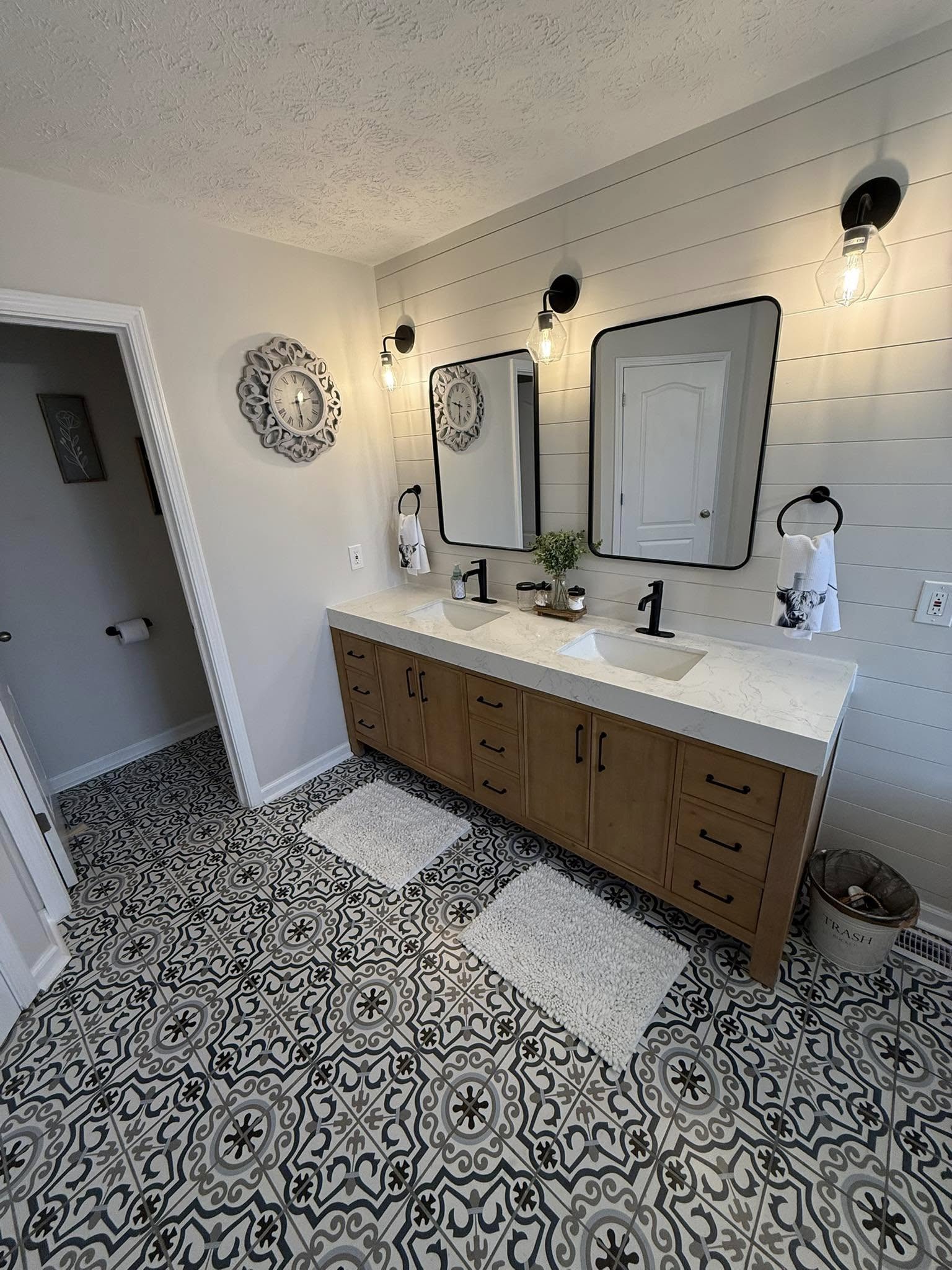 Modern farmhouse bathroom remodel in Fishers Indiana