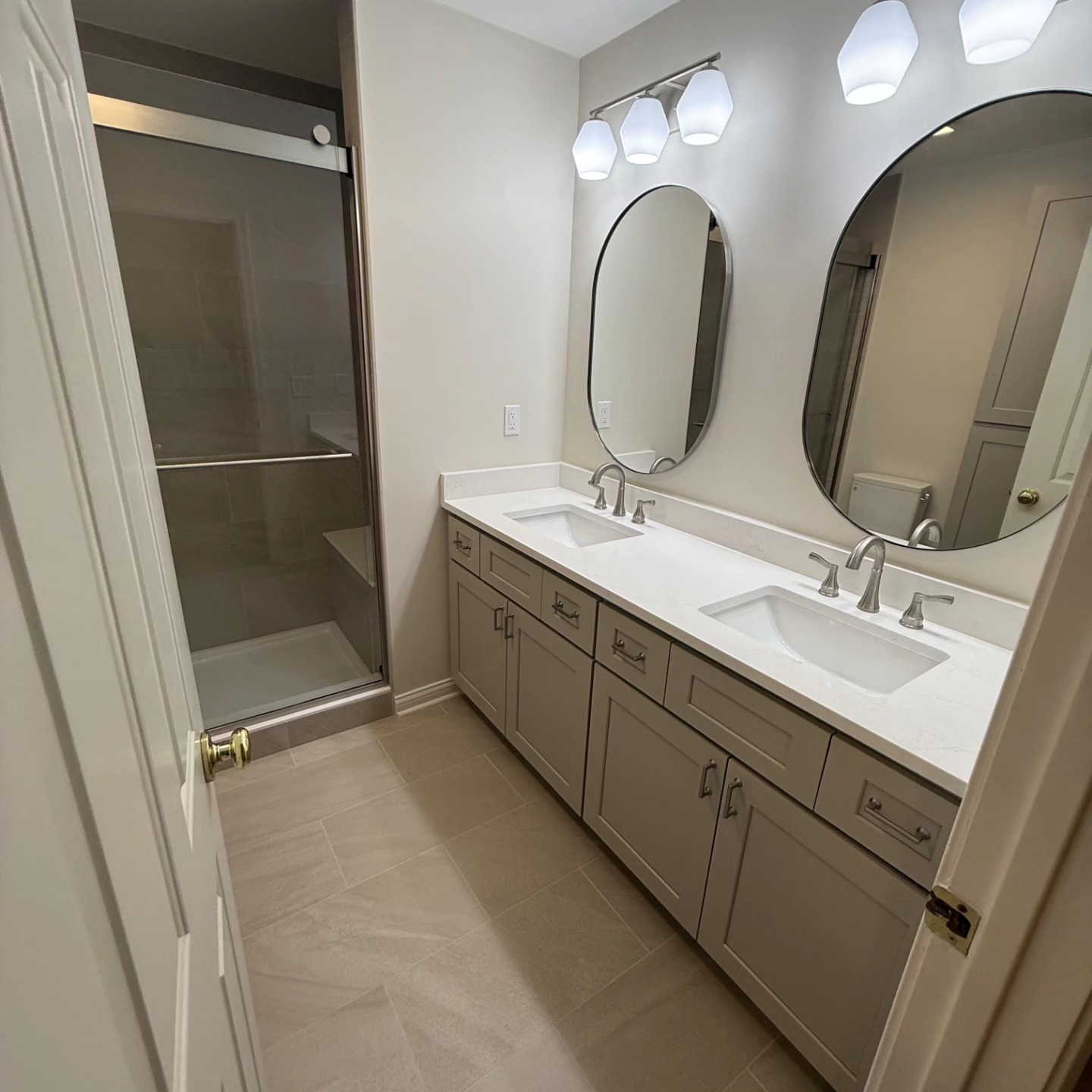 Children's bathroom remodel in Geist Fishers Indiana