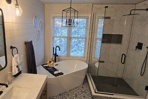 Francis-Bathroom_Francis-bathroom