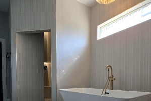 bathroom-renovation-elegant-bathtub